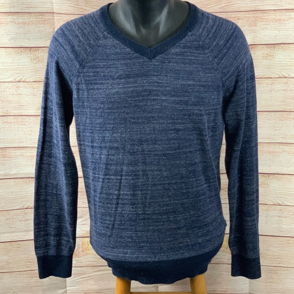 AEO Long Sleeve V-Neck Sweater